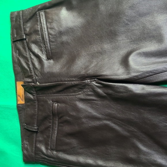 Ladies Leather Pants - Picture 2 of 12